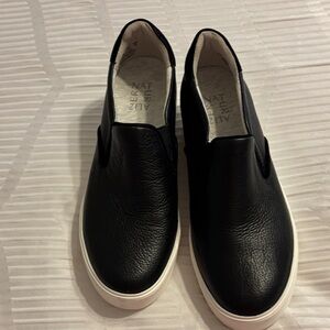 Naturalizer Black Leather women,s slip ons new  came from Dillards